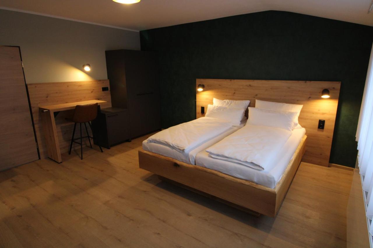 Der Hirsch Hotel Monschau Exterior photo